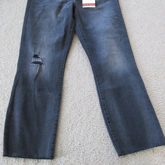 Signature Levi Strauss High Rise Ankle Slim Jeans Womens Size 4 Black Distressed - Picture 9 of 9